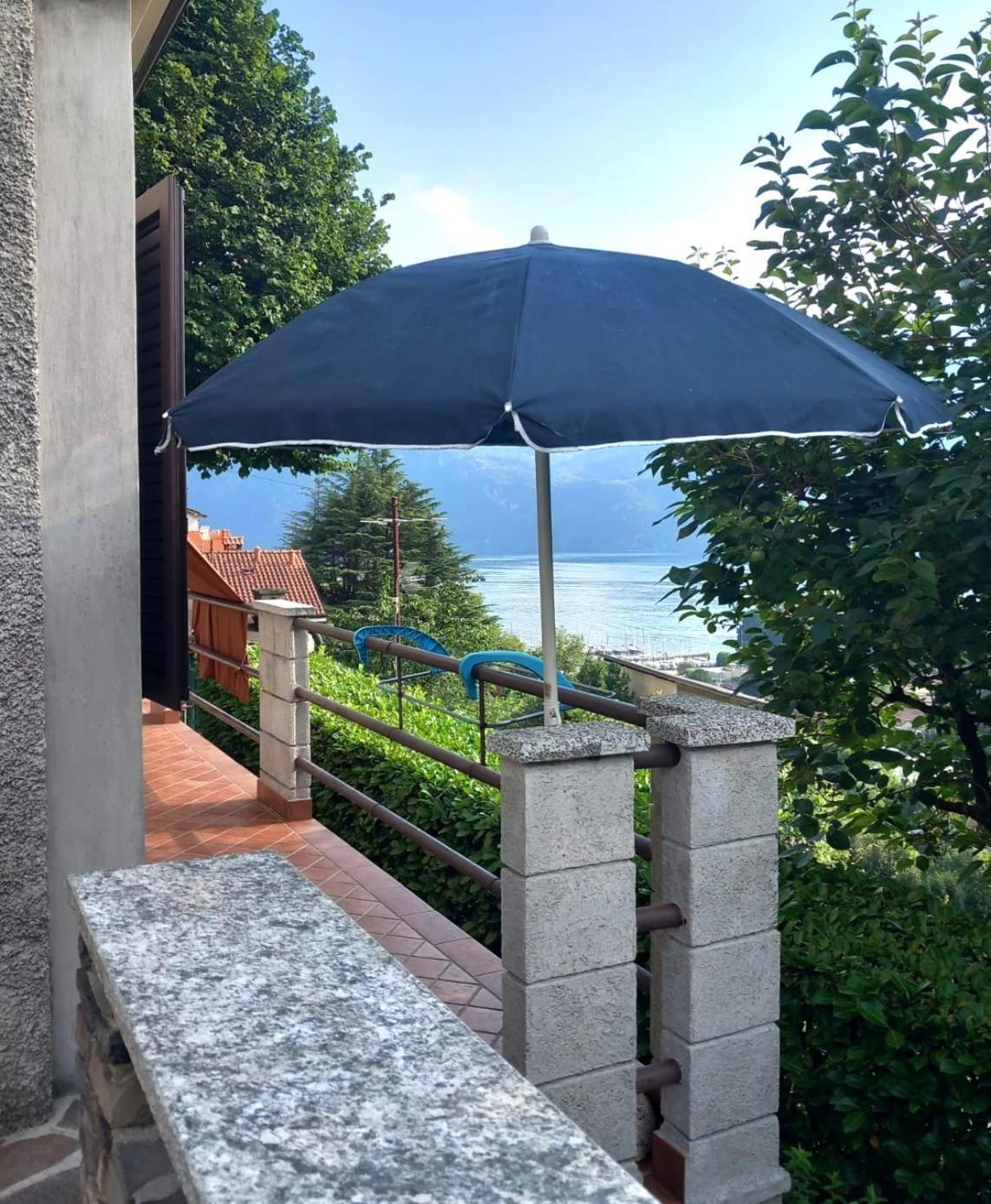 And Guzzi View - Ferienhaus *